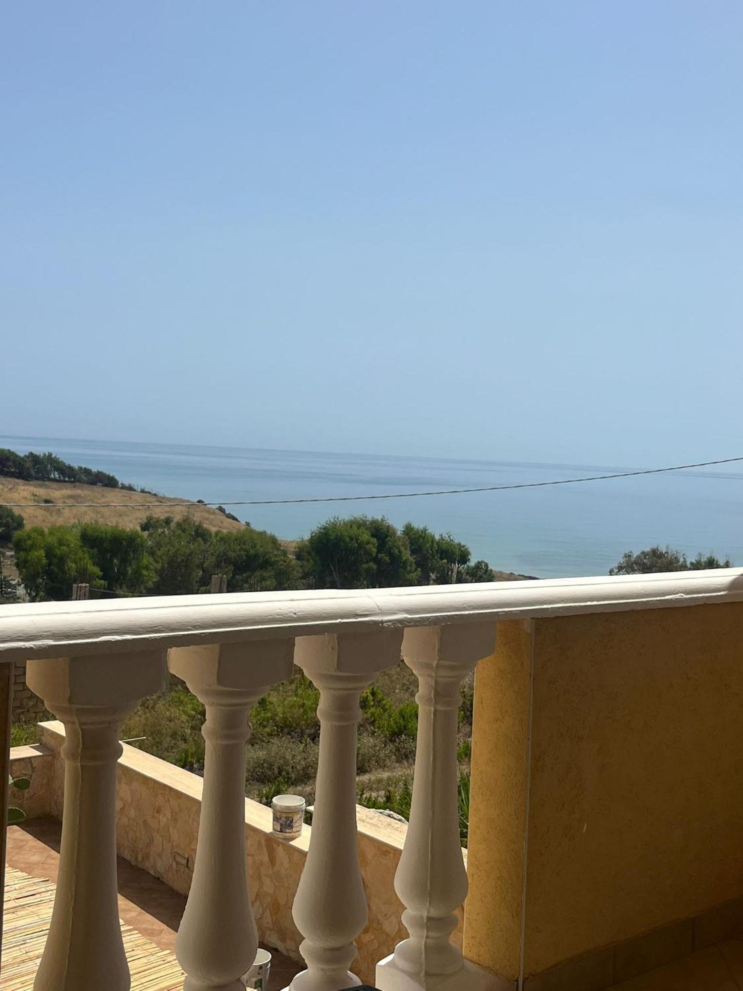 Al Faro Bed & Breakfast Realmonte Ngoại thất bức ảnh